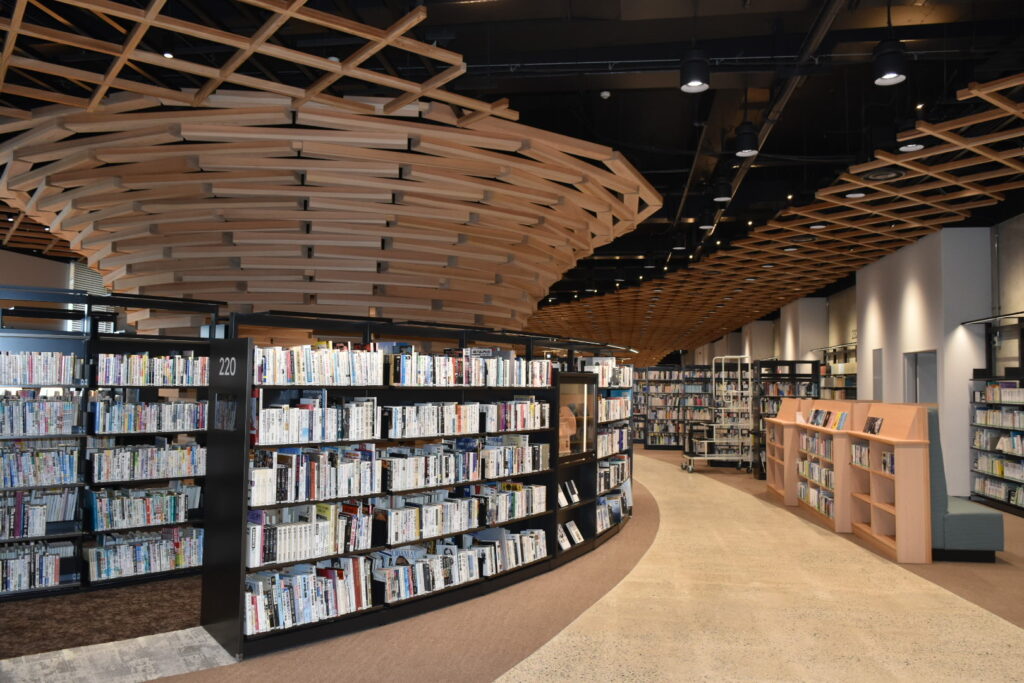 ミリカローデン那珂川　那珂川市図書館5